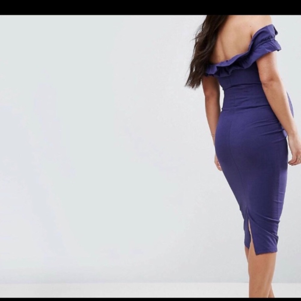 Off the shoulder midi maternity dress